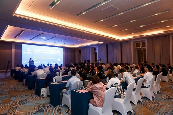 携程在海洋时尚产业发展高峰论坛 发布《滨海旅游产业发展状况及前景数据报告》