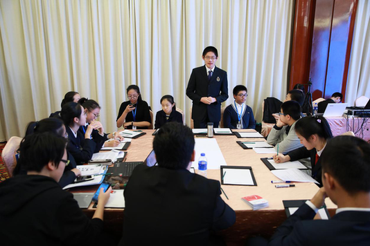 青少年对话专家学者,共寻传统文化传播之路 青少年对话专家学者,共寻传统文化传