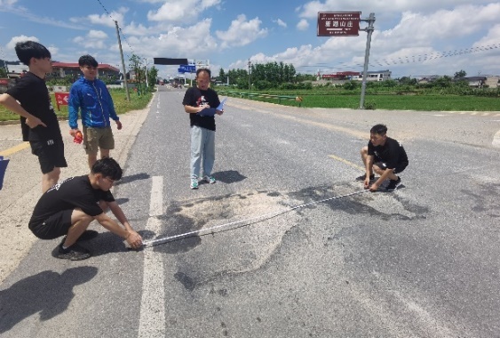 “道路养护乡村振兴博士实践团”赴韶山调研学习