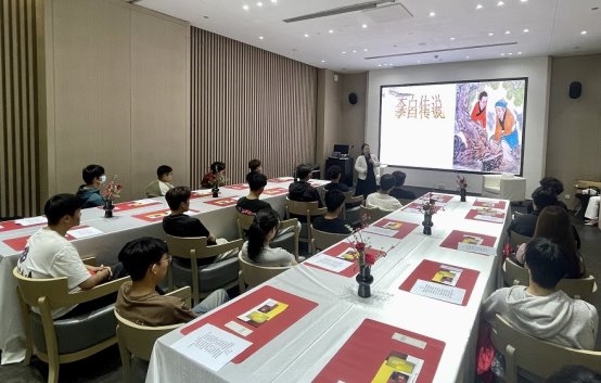 “梦回大唐·邂逅诗仙”诗词主题活动成功举办