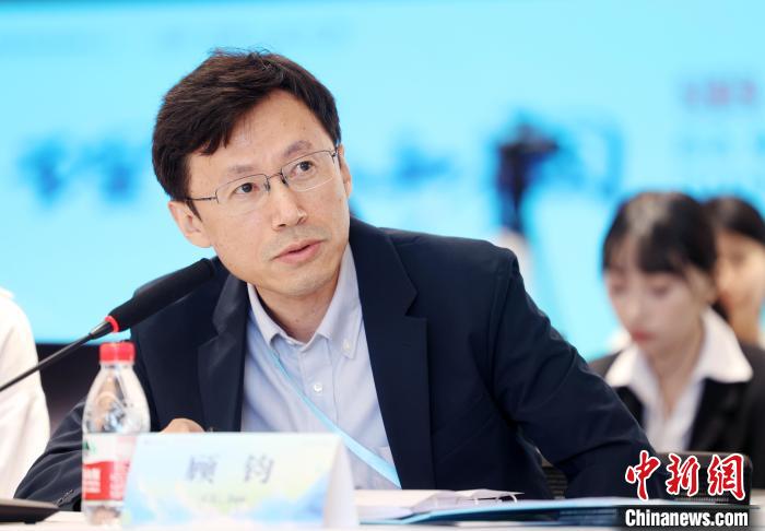 数字时代，如何让中华典籍“跨山越海”？