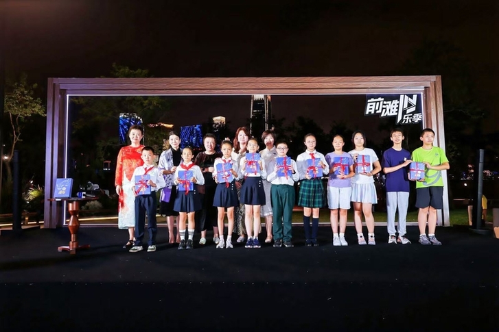 星空下的文学之夜 周晓枫、马伯庸、张玮畅谈文学与人生