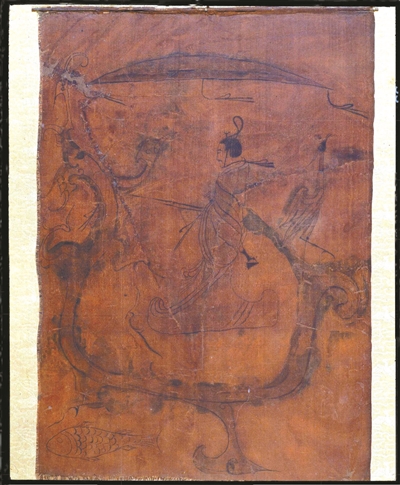 两千年前的这条龙 竟然被人骑?