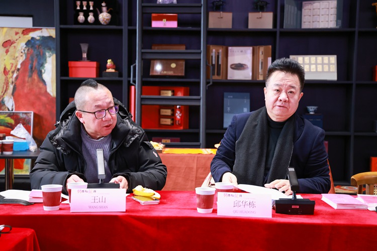 以日常笔墨书写诗意江南