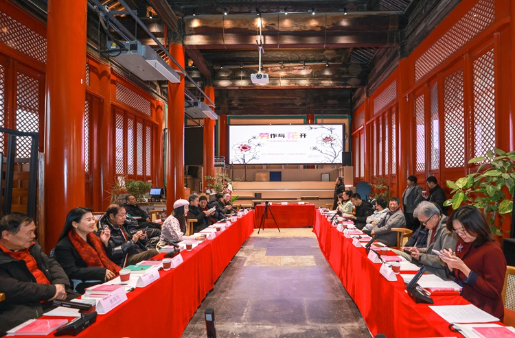 以日常笔墨书写诗意江南