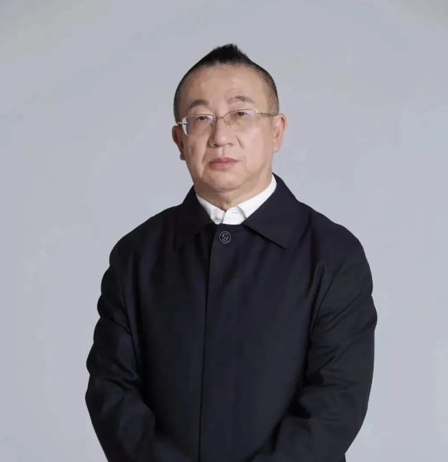 王山：诗歌要与社会紧密相连，走向更广阔天地