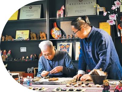 会“唱歌”的泥土 哨音里的童趣