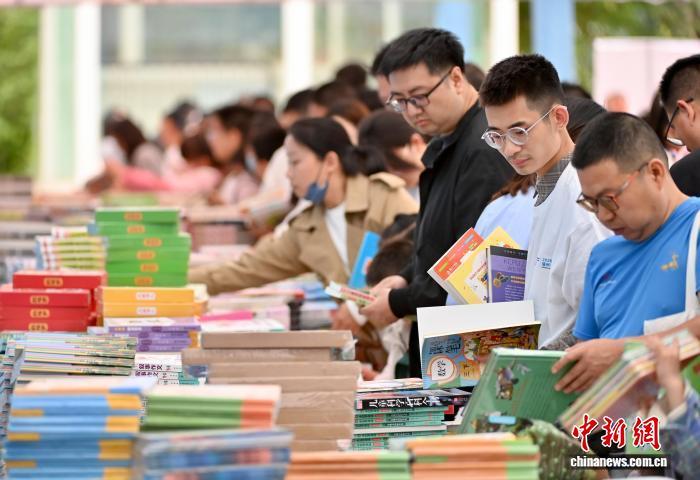 算法时代,如何让阅读更加深入?