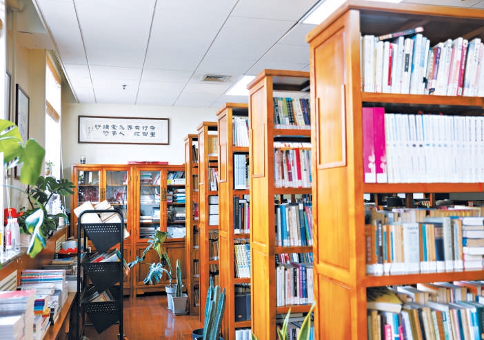 走进艺术家精神小天地 触摸戏剧殿堂深厚底蕴