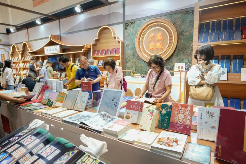 记者手记：香港书展的“热辣鲜香”