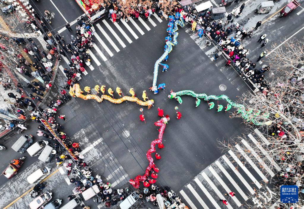 多彩活动迎接元宵节