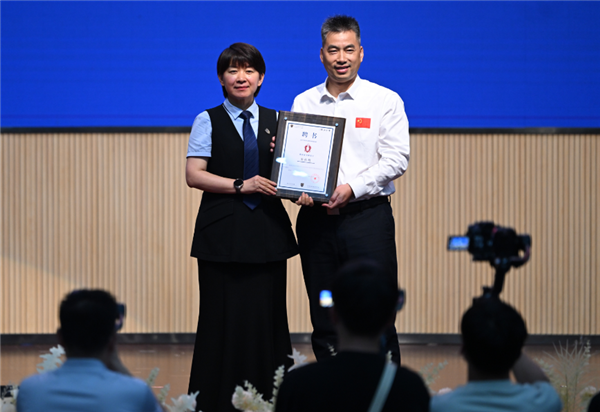 家庭教育新作《懂爱》首发 专家聚力探索家校共育新路径